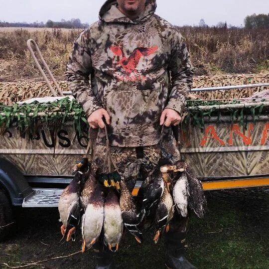 Охота на утку и гуся 2020 осень. Сезон охоты в полазне. Мания охотничья команда. Мания охотничья команда. Сезон охоты в полазне.