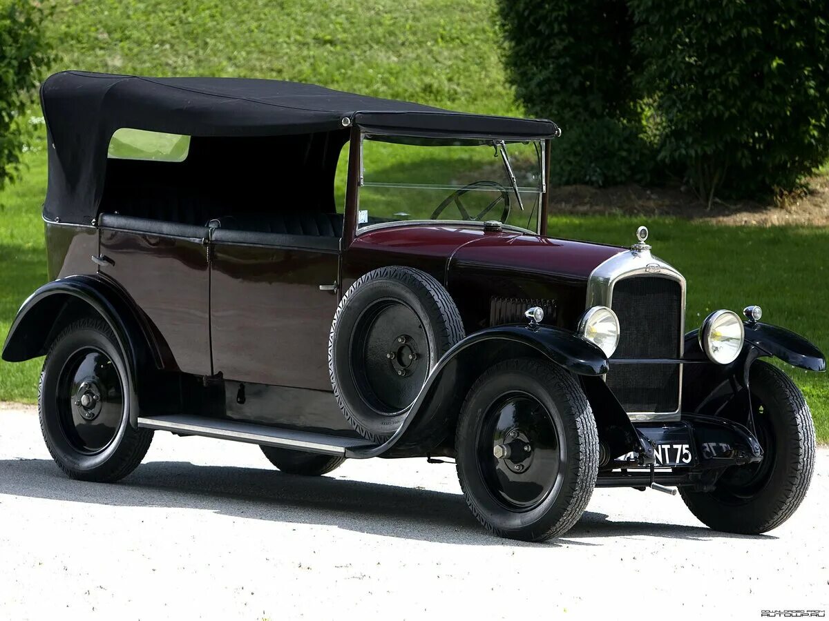 Bebe peugeot 1905 года. Peugeot 402. Peugeot type 1. Пежо бебе 1910 год. Пежо 301 кабриолет.