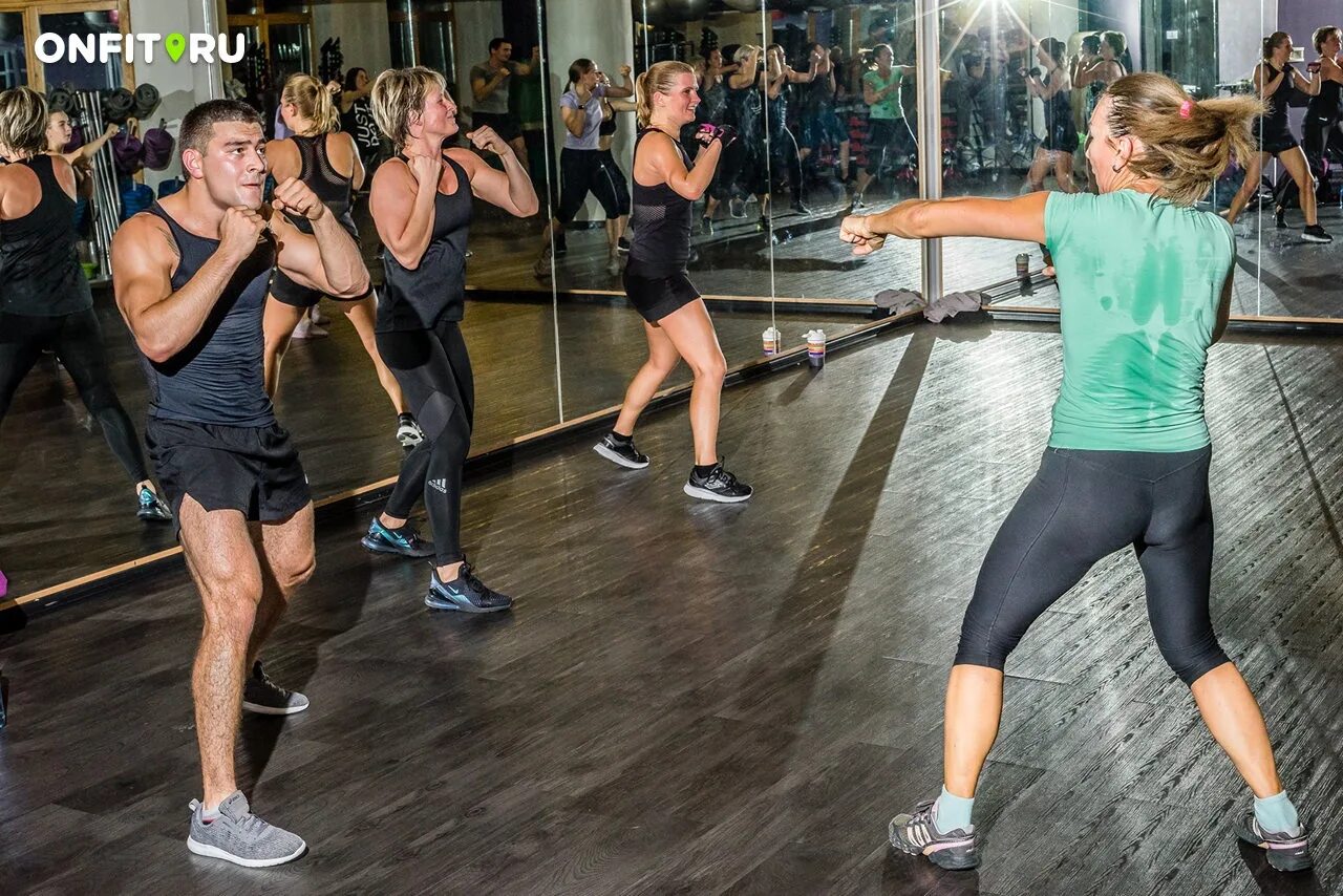 Лес фитнес. Фитнес клуб n-ergo можайка. Fit studio фитнес-клуб на можайке. Фитнес на можайском шоссе. Nergo фитнес клуб можайское шоссе.