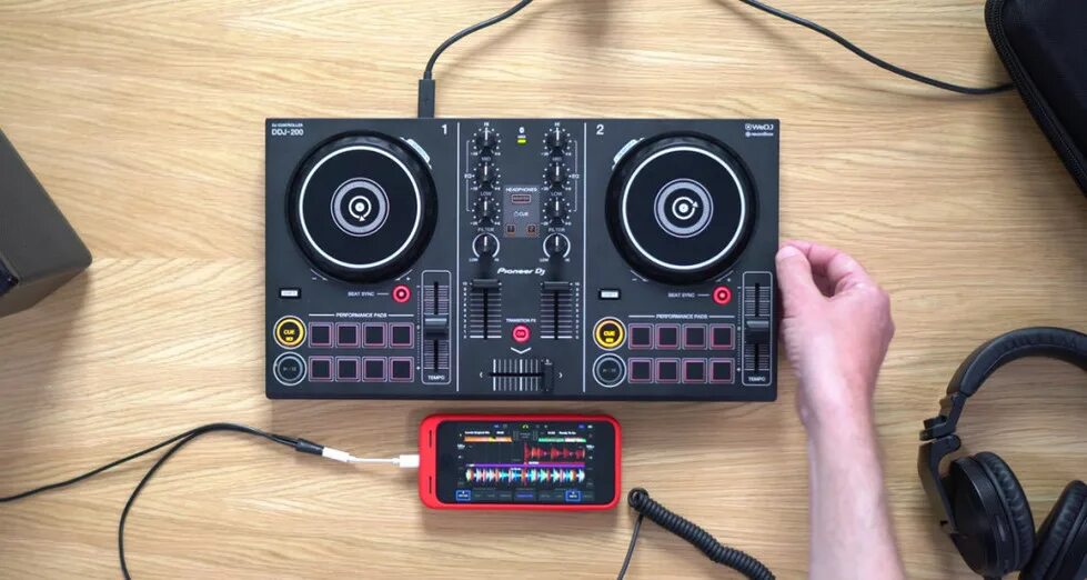 Pioneer DDJ-200. Pioneer 200 контроллер. Pioneer DJ 200. DJ пульт Pioneer DDJ-200. Купить контроллер dj 400