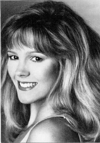 Чешская актриса wendy white. Wendi white. Wendi white. Wendy white natural busters. Pristine edge.