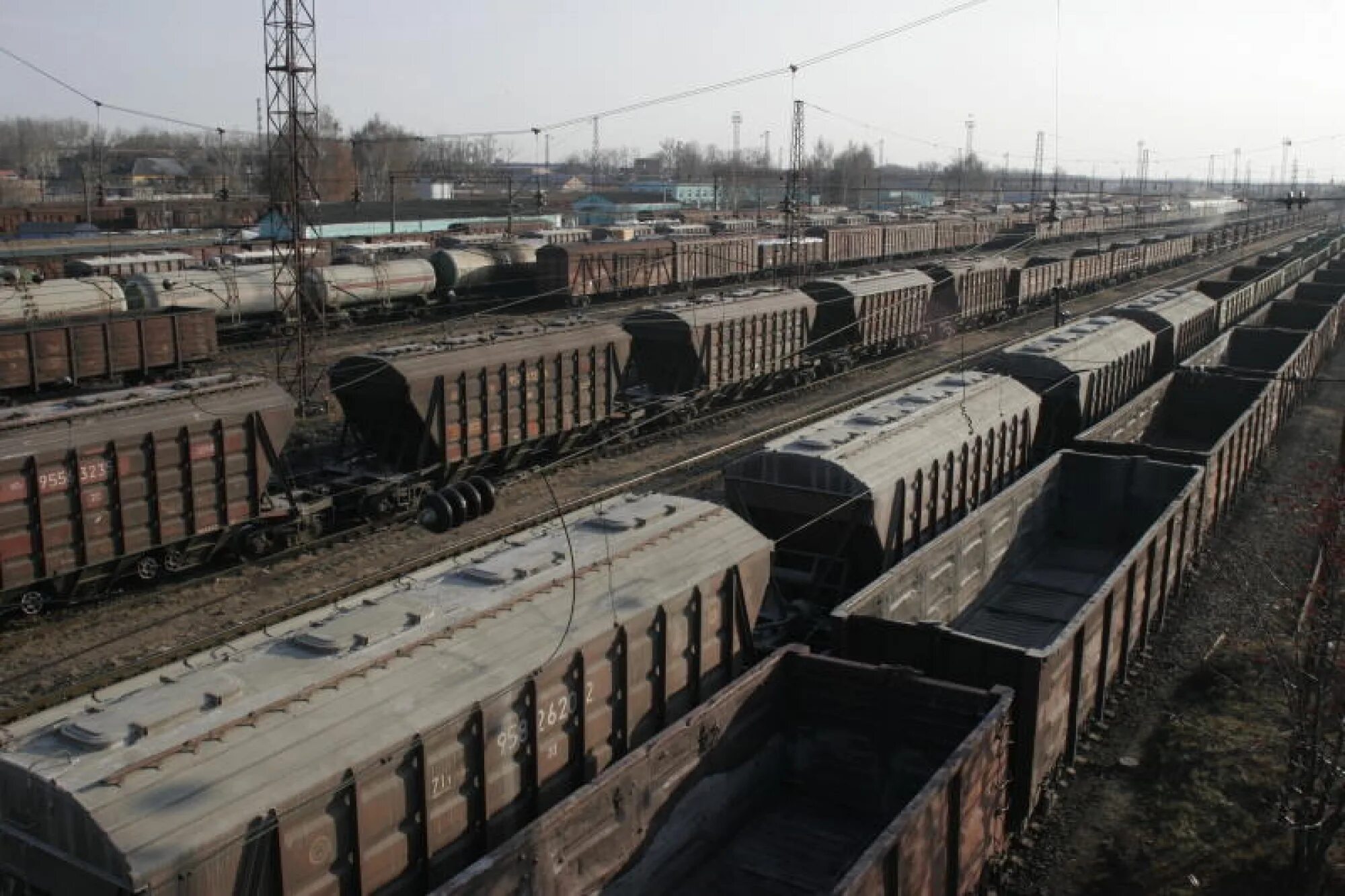 вагоны для инвалидов в поездах ржд. спец вагоны ржд для инвалидов. вагонзак столыпин. вагон ржд спецконтингента. спецвагон ржд.