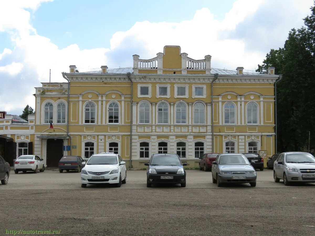 Город Оса Пермский край. Пермский край г Оса старинные здания. Архитектурные памятники Оса Пермский край. Дворец культуры Оса Пермский край.