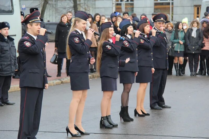 Отделы полиции курск телефон. Полиция Курск. Полиция сотрудники Курск. Полицаи в Курске. 5 Отдел полиции Курск сотрудники.