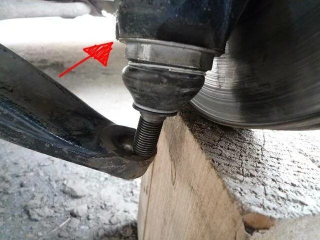 Как поменять шаровые в домашних условиях Проверка и замена шаровой опоры Лада Приора DRIVE2