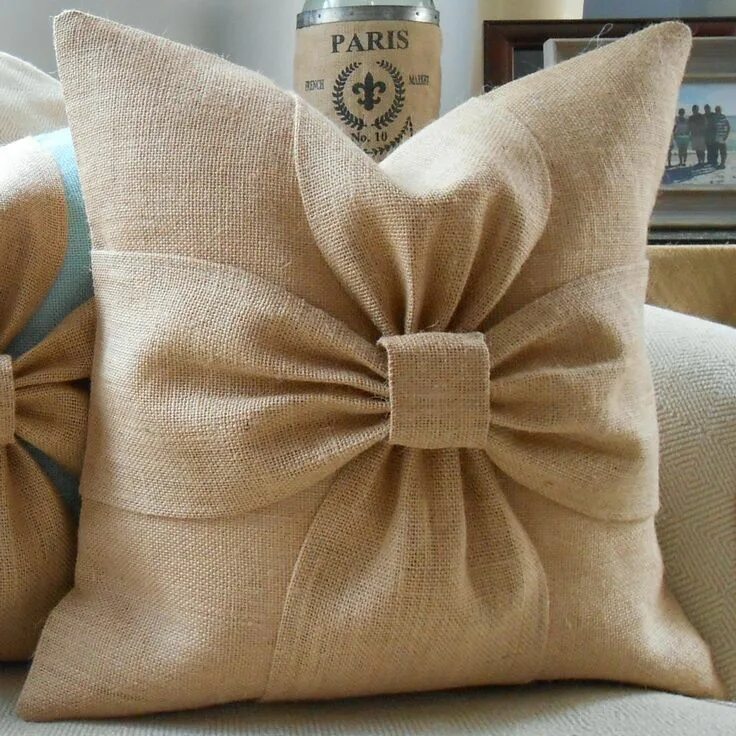 25 Adorable DIY Pillows for Valentine’s Day Diy valentine's pillows, Valentines 