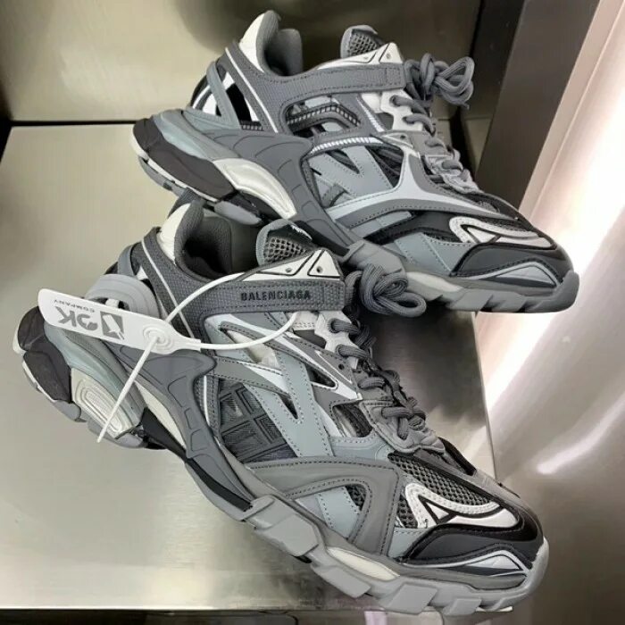 Tracks 2.0. Баленсиага трак 2. balenciaga track 2.0. кроссовки баленсиага трак. баленсиага кроссовки траки 2.
