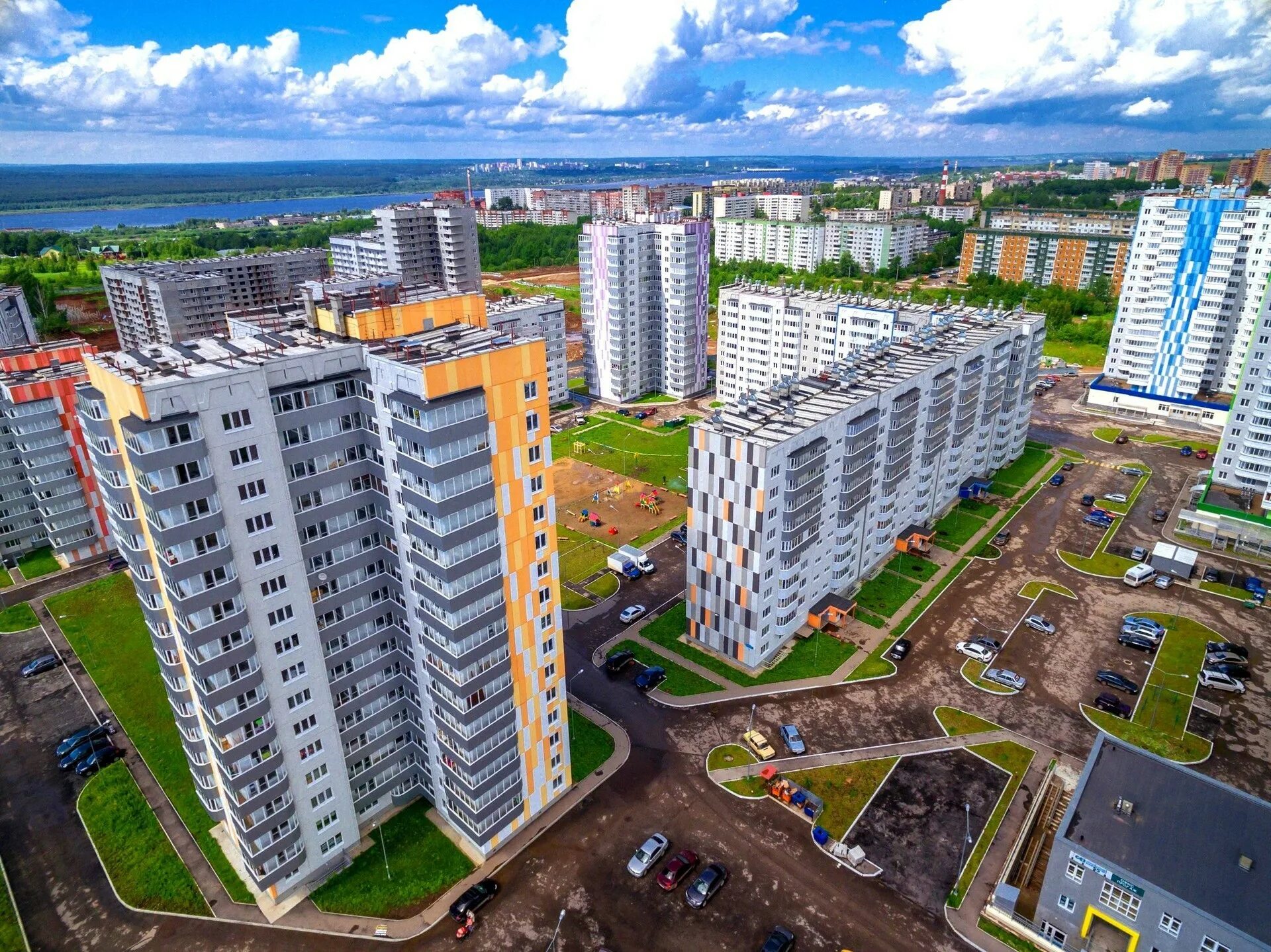 Купить новую квартиру в перми. Вышка 2 ЖК Мотовилихинский. МОТОВИЛИХИНSKY Пермь. ЖК Мотовилихинский Пермь. ЖК Мотовилихинский Гашкова 53.