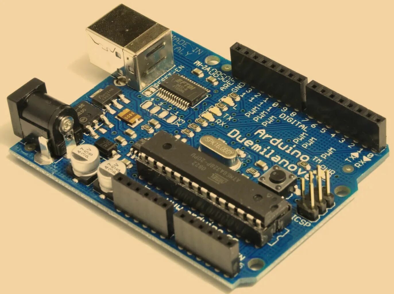 Avr32 Arduino. Arduino на AVR микроконтроллере. Микроконтроллер Atmel ардуино. A8089 микроконтроллеры.
