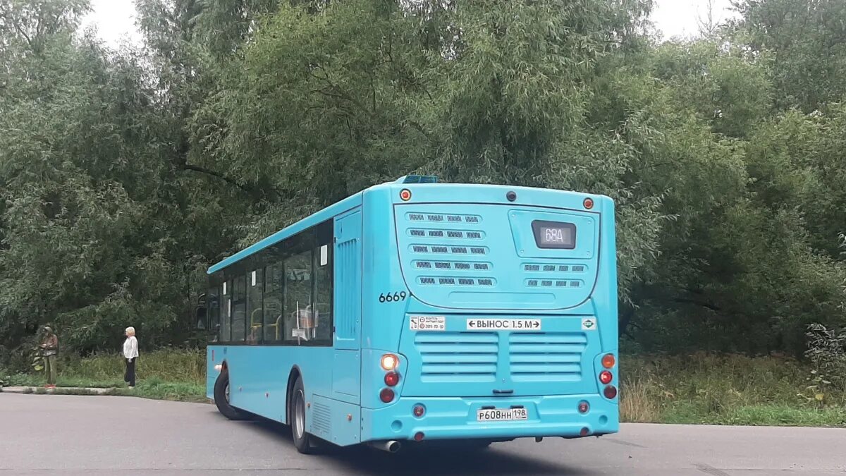 Автобус по городу. VOLGABUS-5270g. Автобус 239 Москва. Автобус 4.