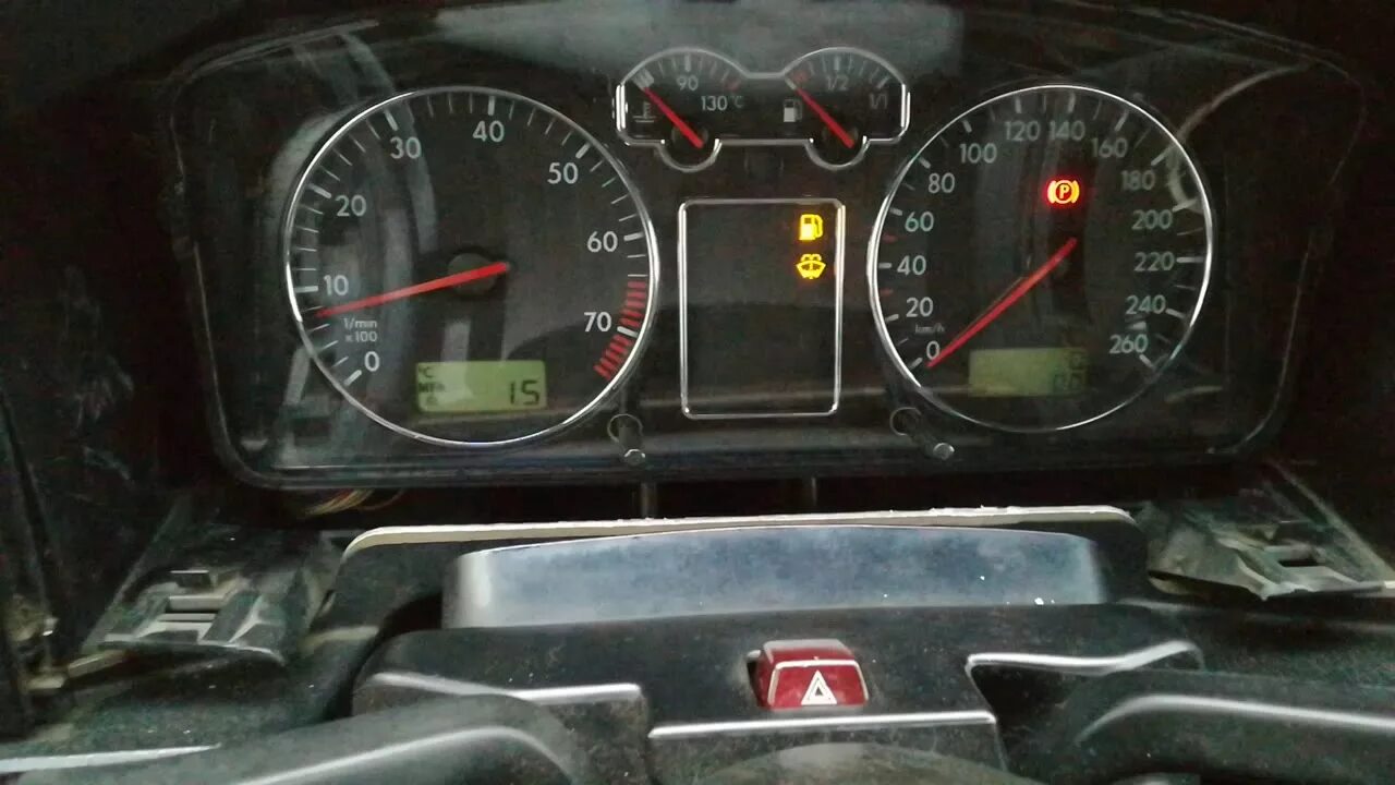 Пассат б5 не работает подсветка. Passat b3 приборка. панель пассат б3. комбинация приборов пассат в5. приборка от ауди в пассат б5.