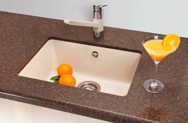 Schock мойка под столешницу. двухсекционная раковина подстольного монтажа. каменная столешница с мойкой. врезание мойки в столешницу. установка мойки кухне искусственного камня.