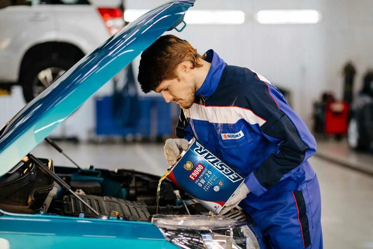Suzuki в обслуживание. Автосервис suzuki. Сузуки сервис нижний новгород. Автосалон сузуки. Автосервис suzuki.