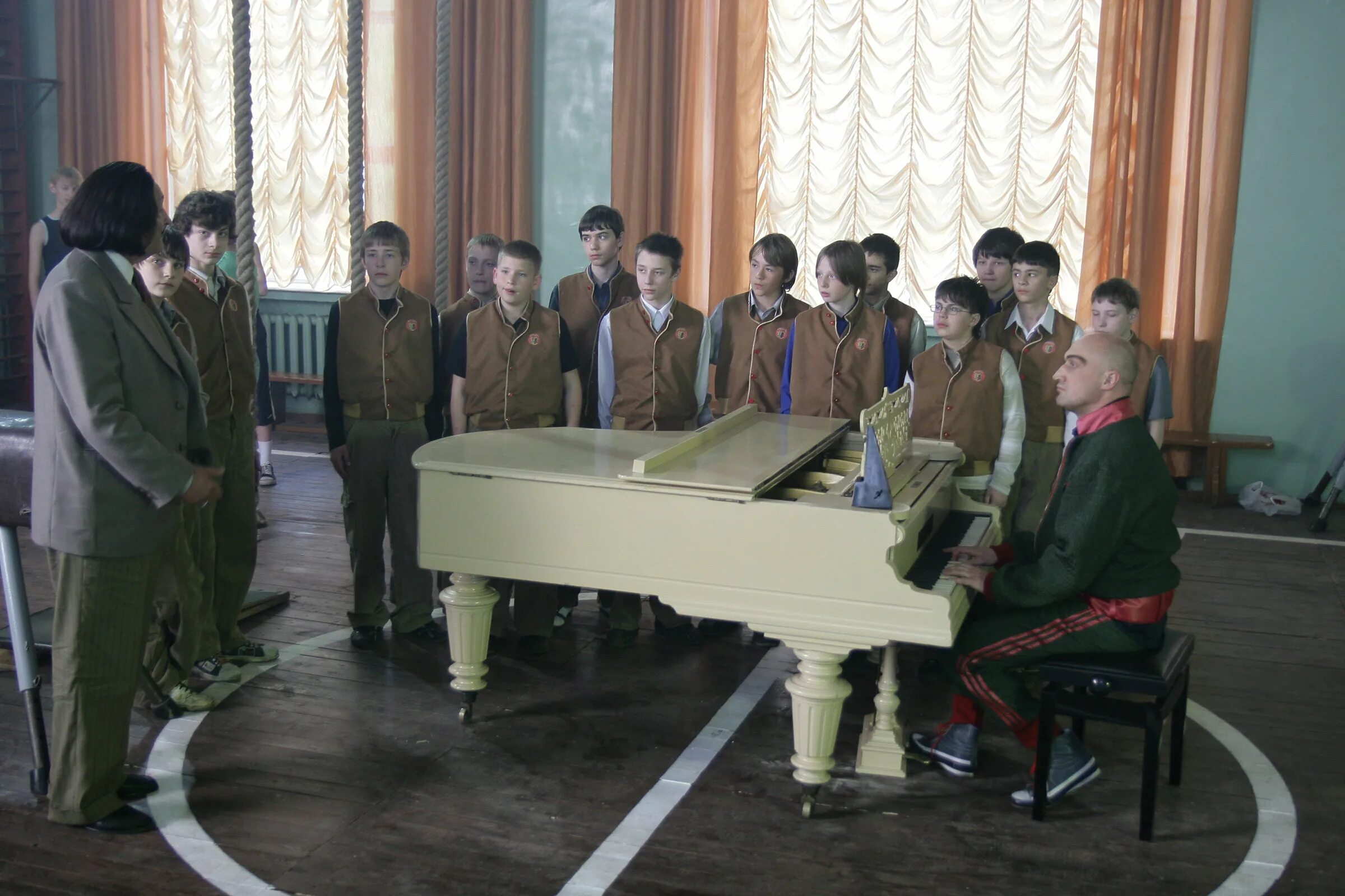 Есть фильм 2011 актёры. Сказка есть фильм 2011 кадры. Бывшее 2011. Фильм гошй с гошей куценко. Сказка есть 2011.