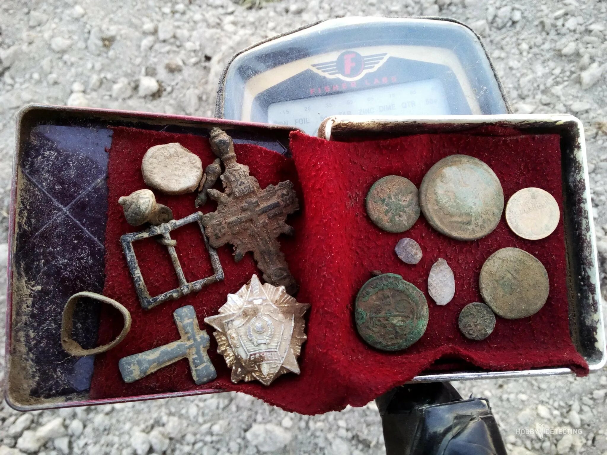 определяем находки