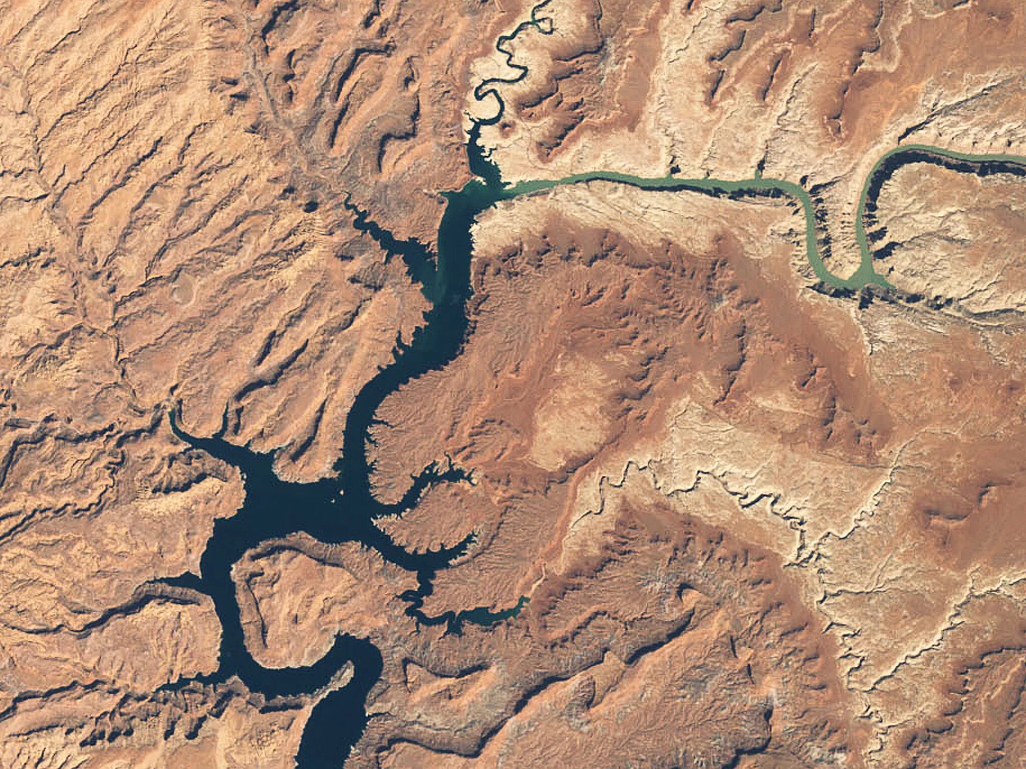 На севере северной америки расположен огромный. Бассейн реки Колорадо. Большой каньон реки Колорадо на карте.