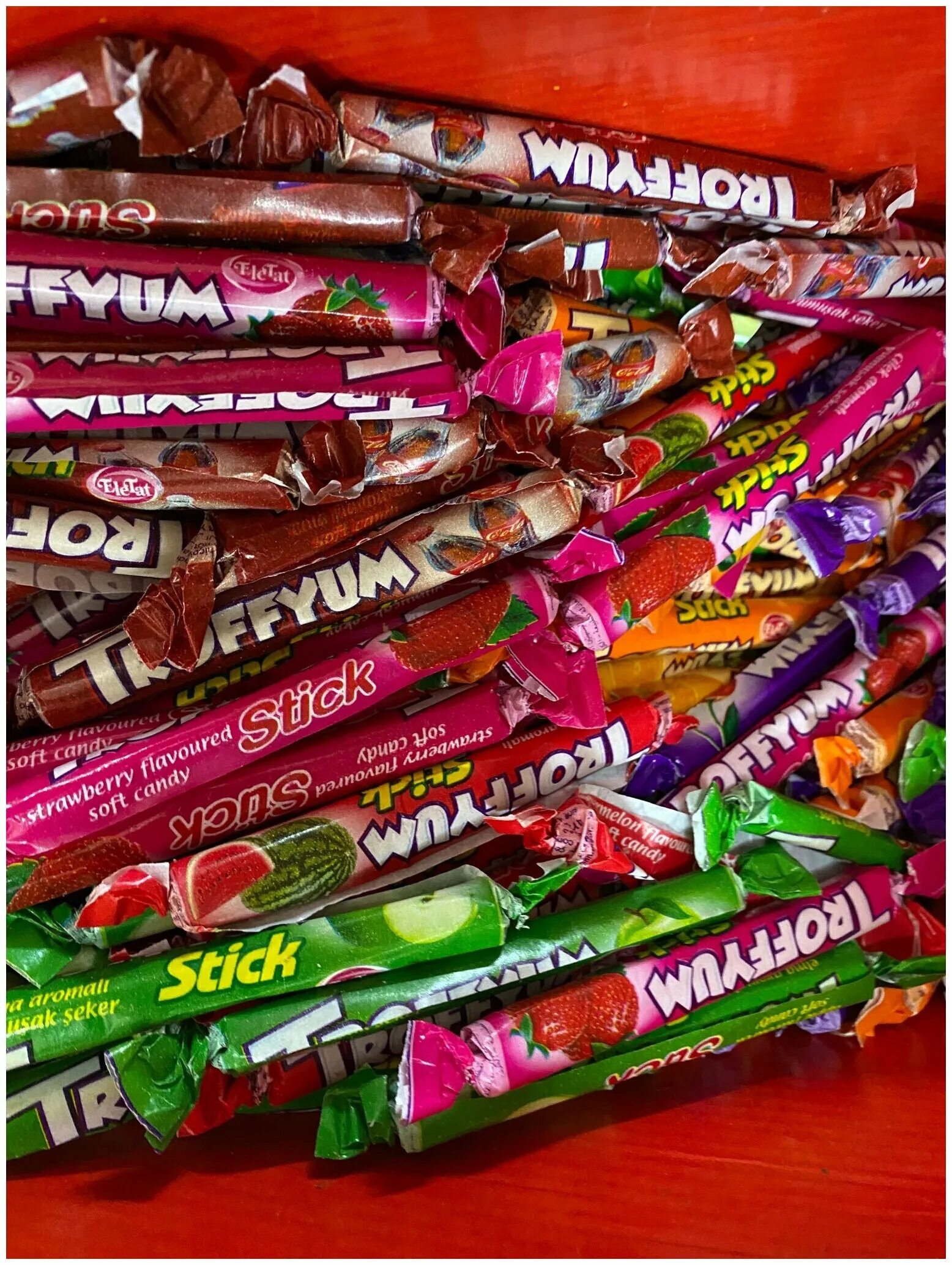 Жевательная конфета mamba 26. Жевательные конфеты. Конфеты мусики 1кг жевательные. Жевательные конфеты отзывы. Жевательные конфеты отзывы.