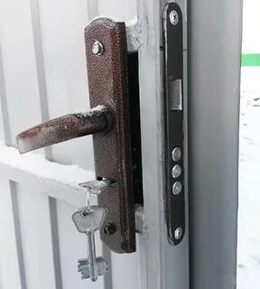 Как крепятся замки