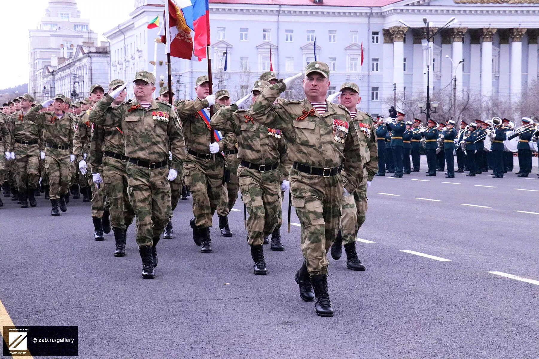 Парад чита. Репетиция парада в Чите. Репетиция парада Победы в Чите 2019-. Парад Победы Чита. Парад в Чите 2020 год.