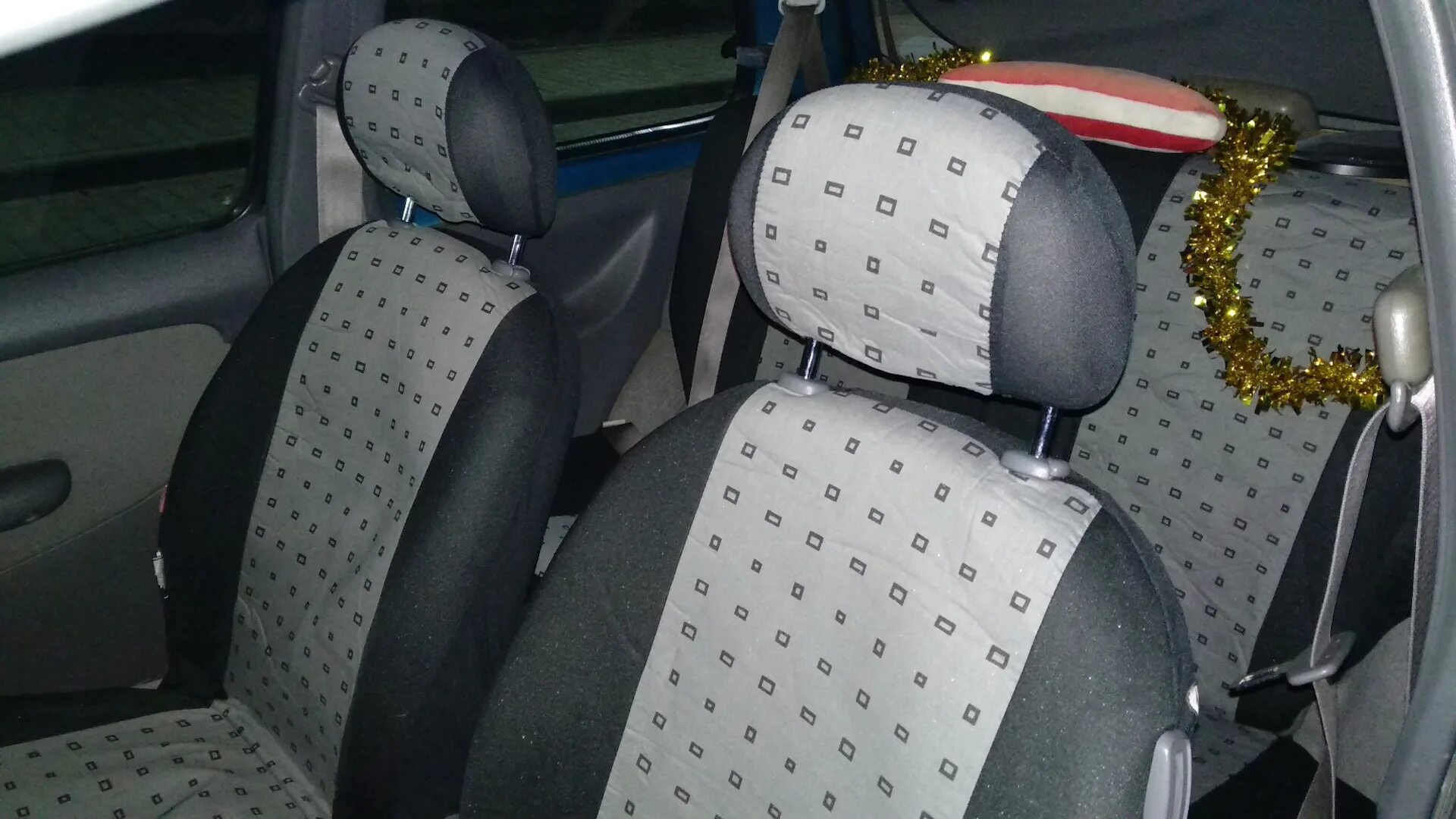 Чехлы на ниссан микра. Nissan micra 2008 салон. Чехлы на ниссан микра к12. Чехлы nissan march k12. Чехлы на ниссан микра.