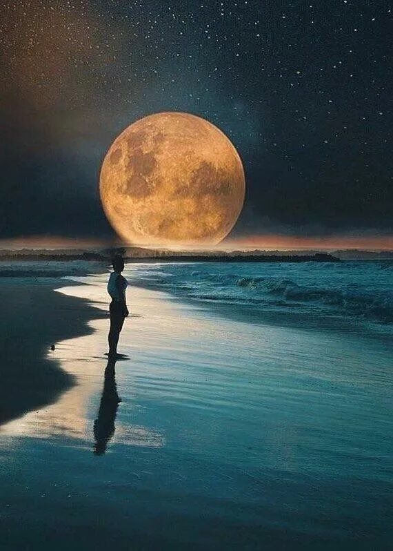 Луна. Лунный пейзаж. Полнолуние. Пейзаж с луной. Шагаю по луне