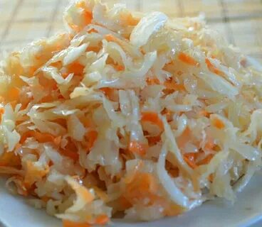 Капуста квашеная с перцем и уксусом