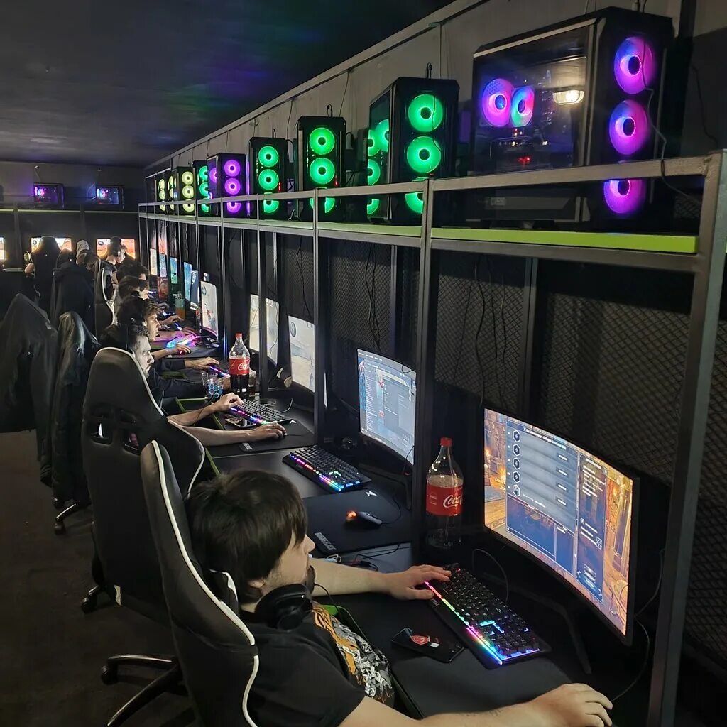 Strikearena логотип. Arena striking. страйк арена. Strike arena компьютерный клуб чебоксары. кибер арена йошкар-ола.