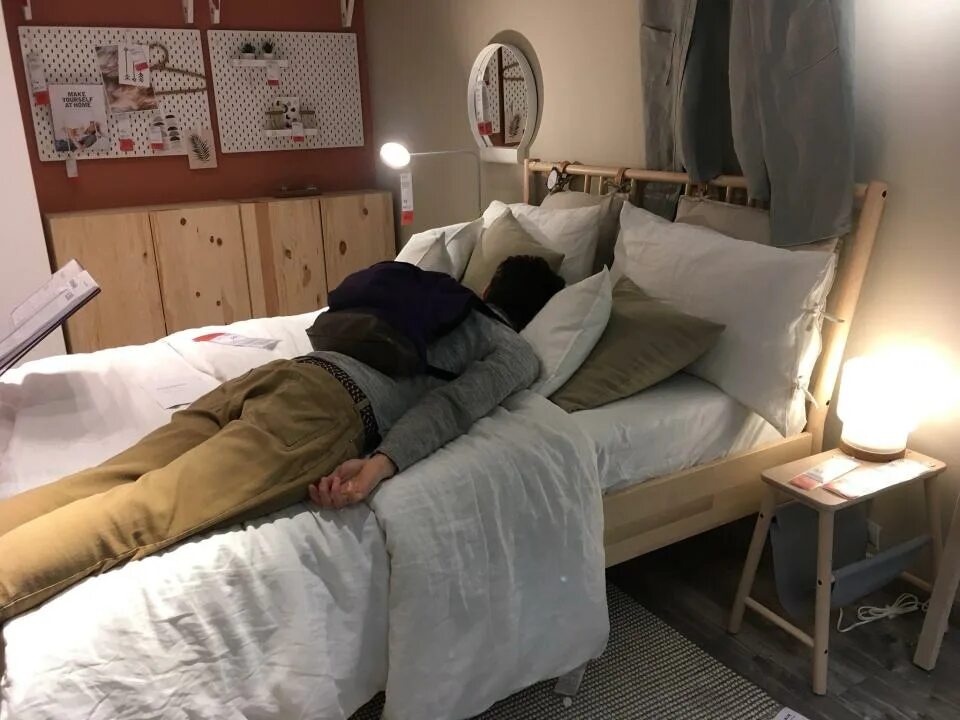Спальник для похода. Палатка для выживания. Skylodge adventure suites в перу. Ночевка в палатке летом. Ночевать в машине.