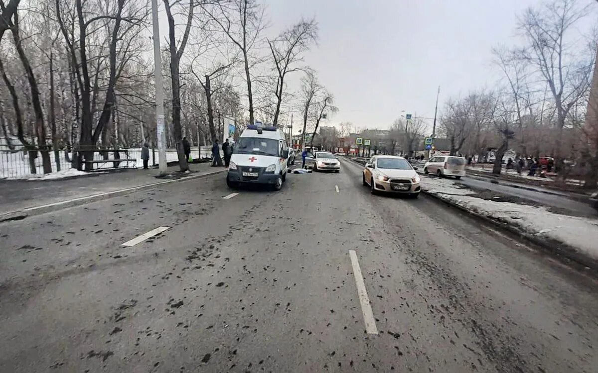 Авария в Челябинске вчера на ЧМЗ. Сбили пешехода Челябинск ЧМЗ. ДТП В металлургическом районе Челябинска вчера. Челябинск 22 октября