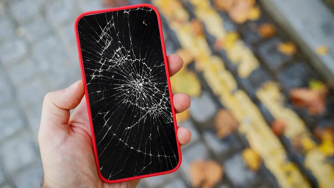 Как поменять экран айфон 13 Специалисты iFixit, разобравшие смартфон Apple iPhone SE, отметили его сходство