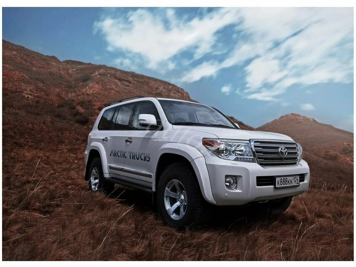 Арктик тракс отзывы. Toyota land cruiser 300 arctic trucks. Toyota hilux arctic. Тойота прадо 150 арктик тракс. Арктик тракс отзывы.