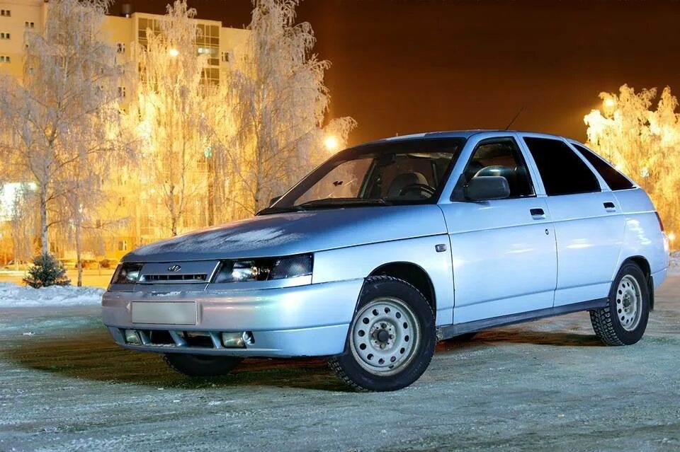 Как называется ваз 2112. Lada (ваз) 2112. ваз-2112 (lada 112). 2112 на аву. ваз 2112 5.