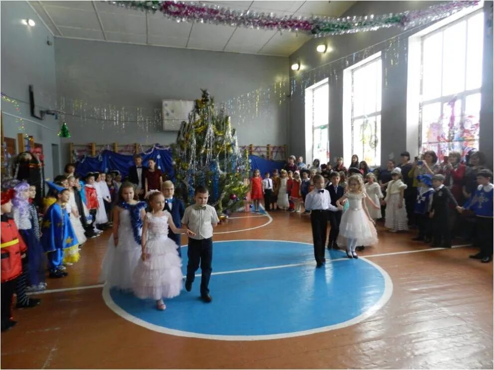 гимназия 5 морозовск.