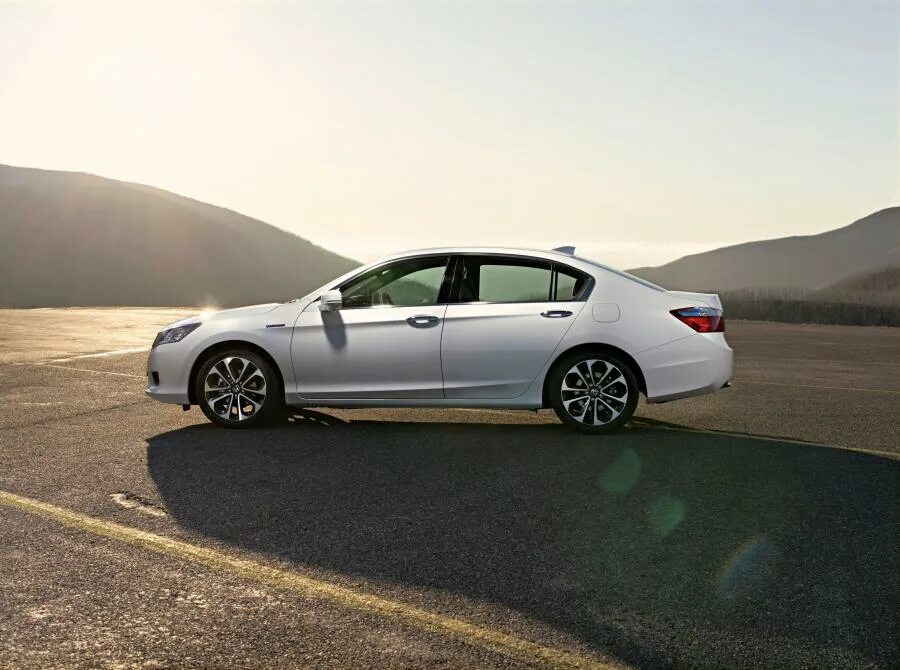 Аккорд 2015 года. Honda accord 2015 sport. honda accord sport hybrid. honda accord 9. хонда аккорд 2014 белый гибрид.