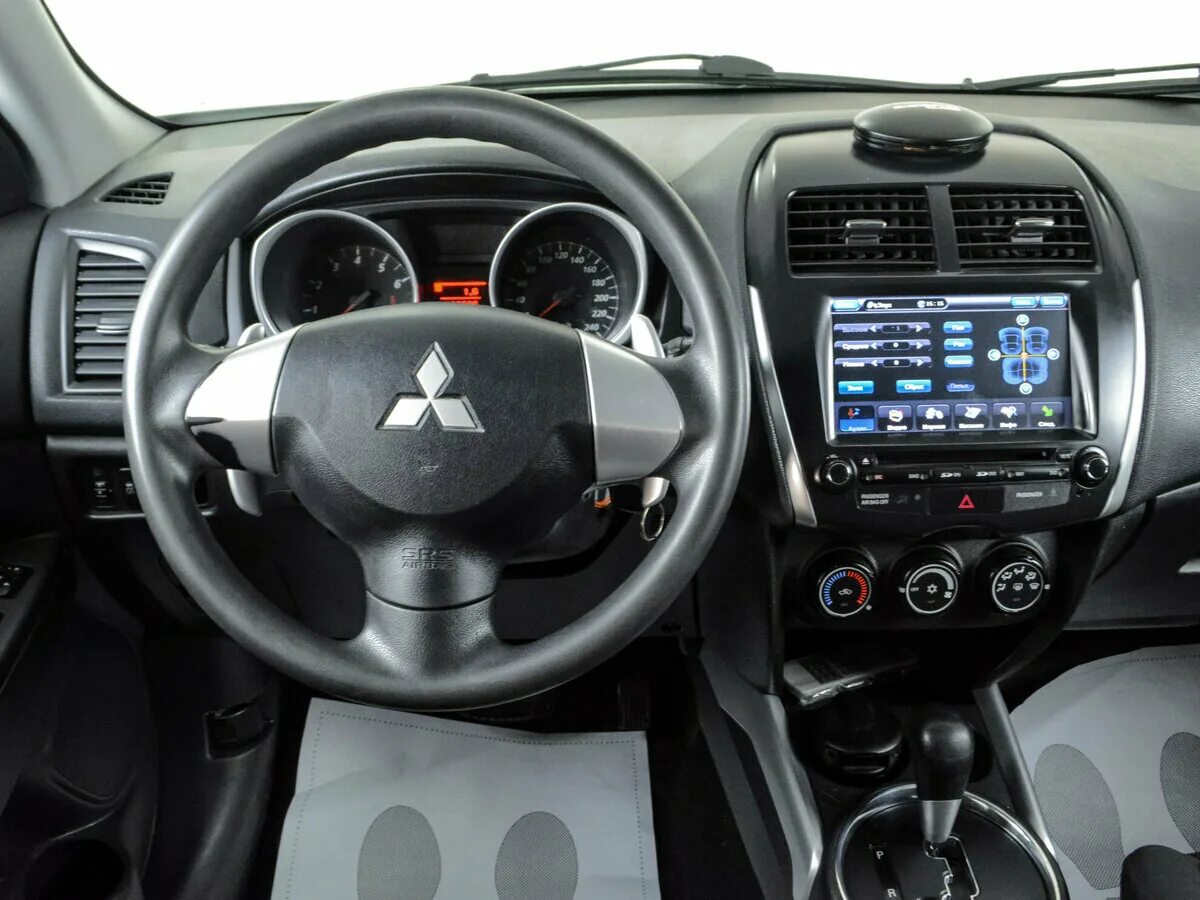 Mitsubishi ASX 2011. Mitsubishi ASX 2011 салон. Митсубиси АСХ 2011 салон. Mitsubishi ASX 2012 2.0.