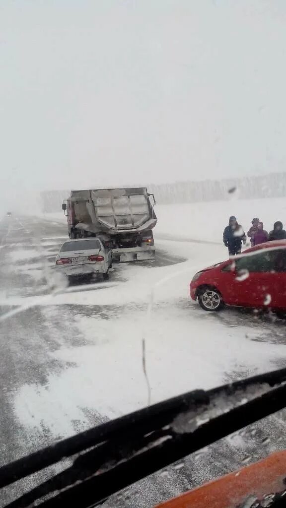 авария трасса бийск барнаул вчера. барнаул пробки на дорогах сейчас. происшествие бийск барнаул трасса. перекрыта трасса бийск барнаул. открыли трассу барнаул бийск сегодня.