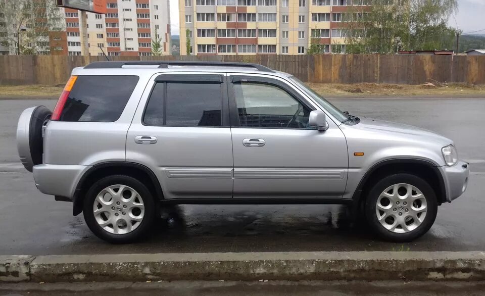 Хонда црв 2001 год. Honda CRV 2001. Honda CR-V 1 2001. Honda CR-V rd1 2001. Honda CRV 2001 года.