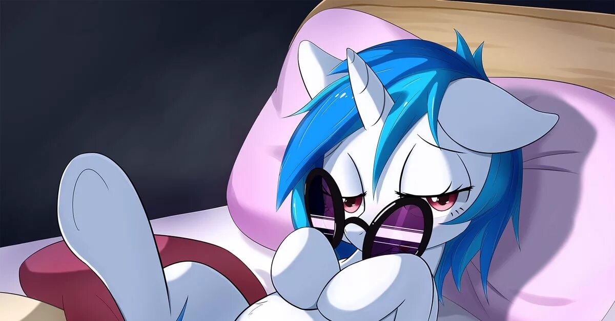 Rule 34 пони. Винил скретч r34. Эропони r3418. MLP r34 DJ Pon 3. Трикси r34.