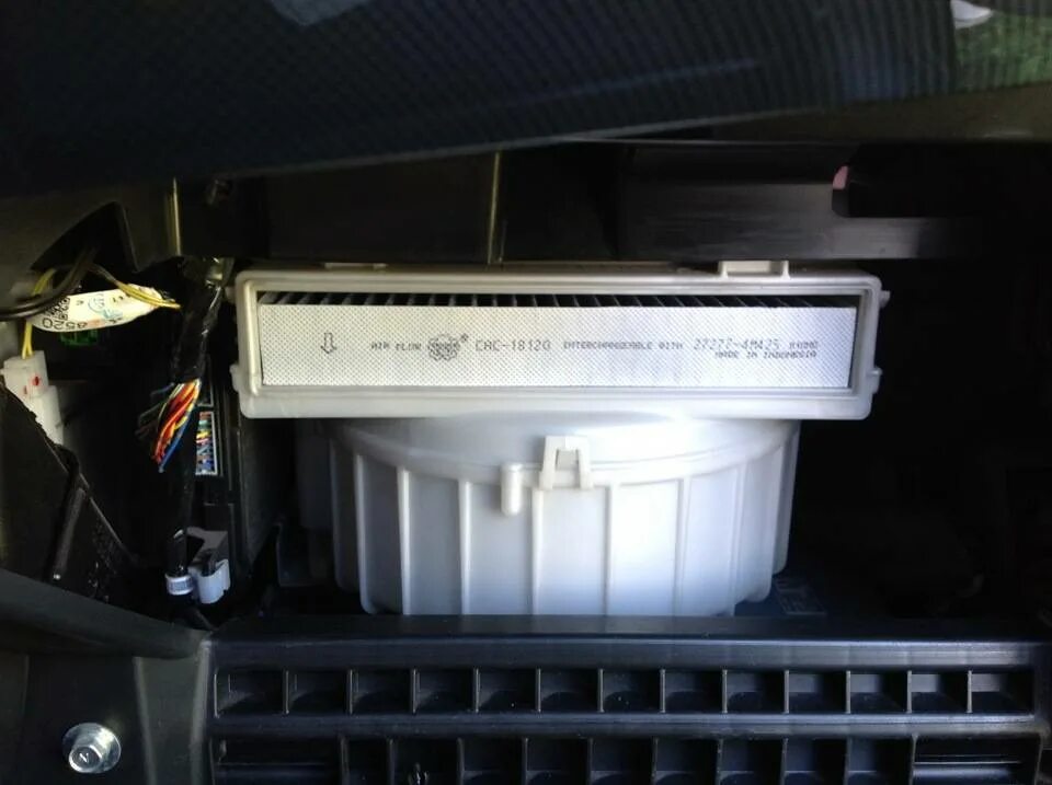 Салонный фильтр мицубиси лансер 10. Салонный фильтр митсубиси лансер 10. Воздушный фильтр митсубиси лансер 10. Салонный фильтр mitsubishi 10. 5.