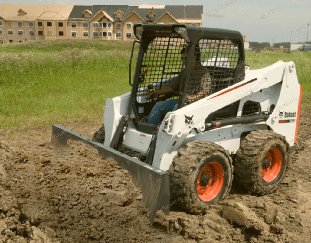 Bobcat s630. Погрузчик Bobcat s530. Бобкэт s630. Колесный мини-погрузчик Bobcat s530. Мини-погрузчик Bobcat а630.