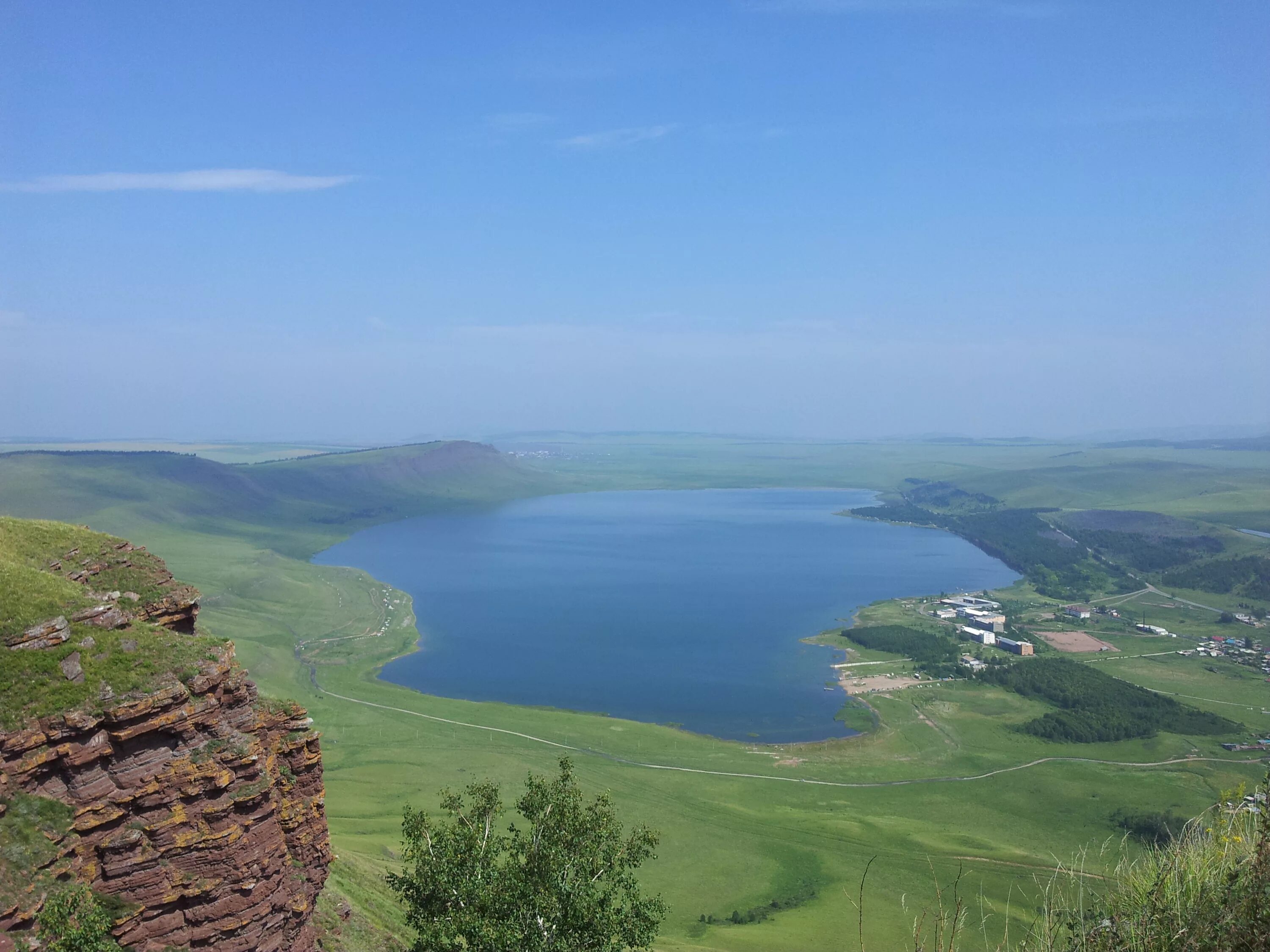 Шира новоселово. Озеро позарым хакасия. Шунет озеро хакасия. Трасса шира фото. Дорога на шира.