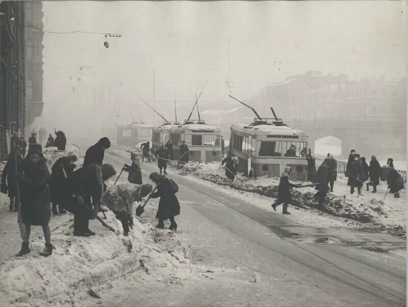 31 декабря 1941. Блокада Ленинграда зима 1941. Блокада Ленинграда зима 1942. Суровая зима Ленинградской блокады.