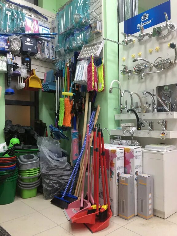 Магазин мастерок в земетчино. Ооо мастерков. Магазин мастерок вывеска. Магазин мастерок старая русса. Мастерок магазин каталог.