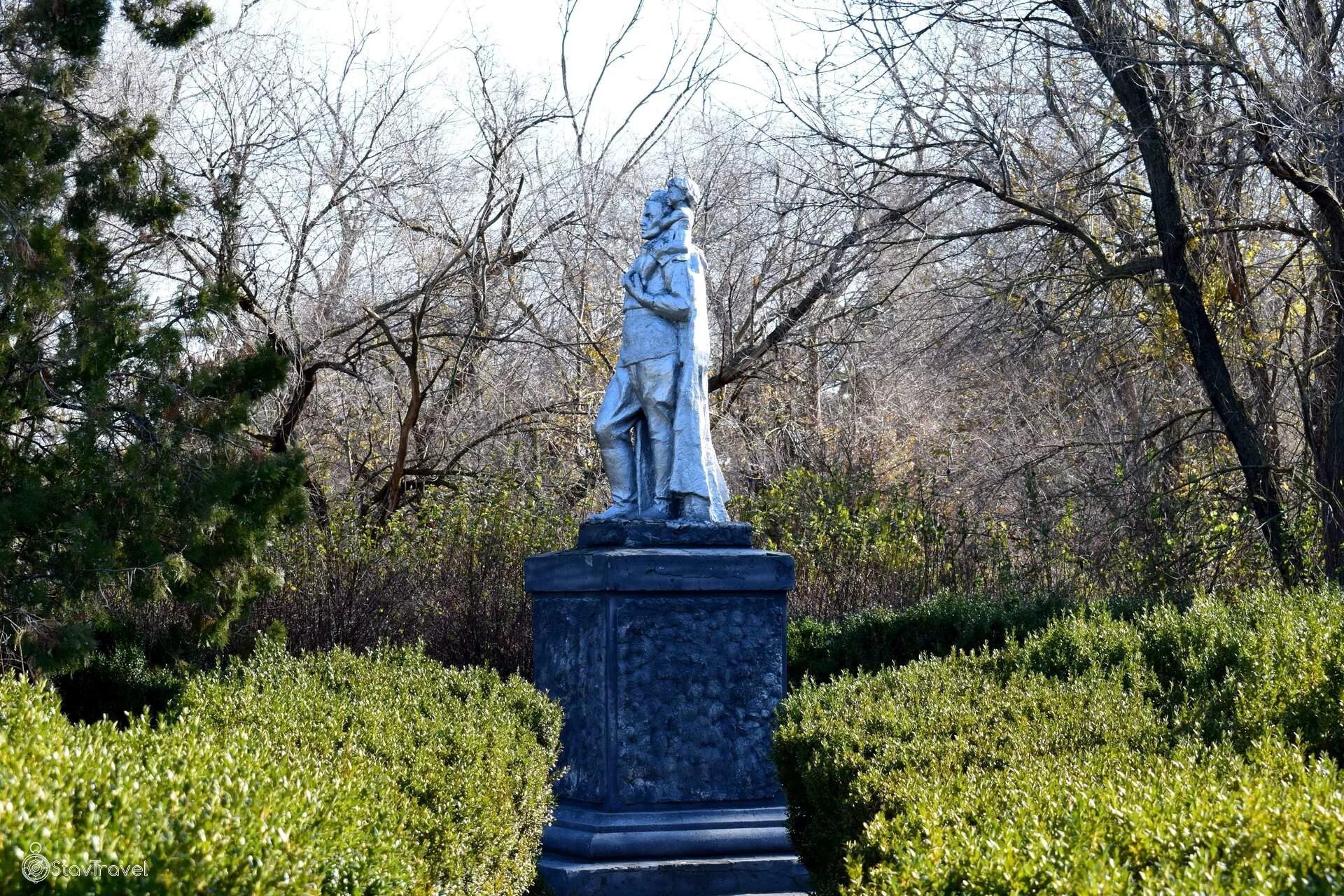 Село Сергиевское Ставропольский край. Памятник станицы Сергиевской. С Сергиевское Республика Адыгея. Село Сергиевское Грачевский район.