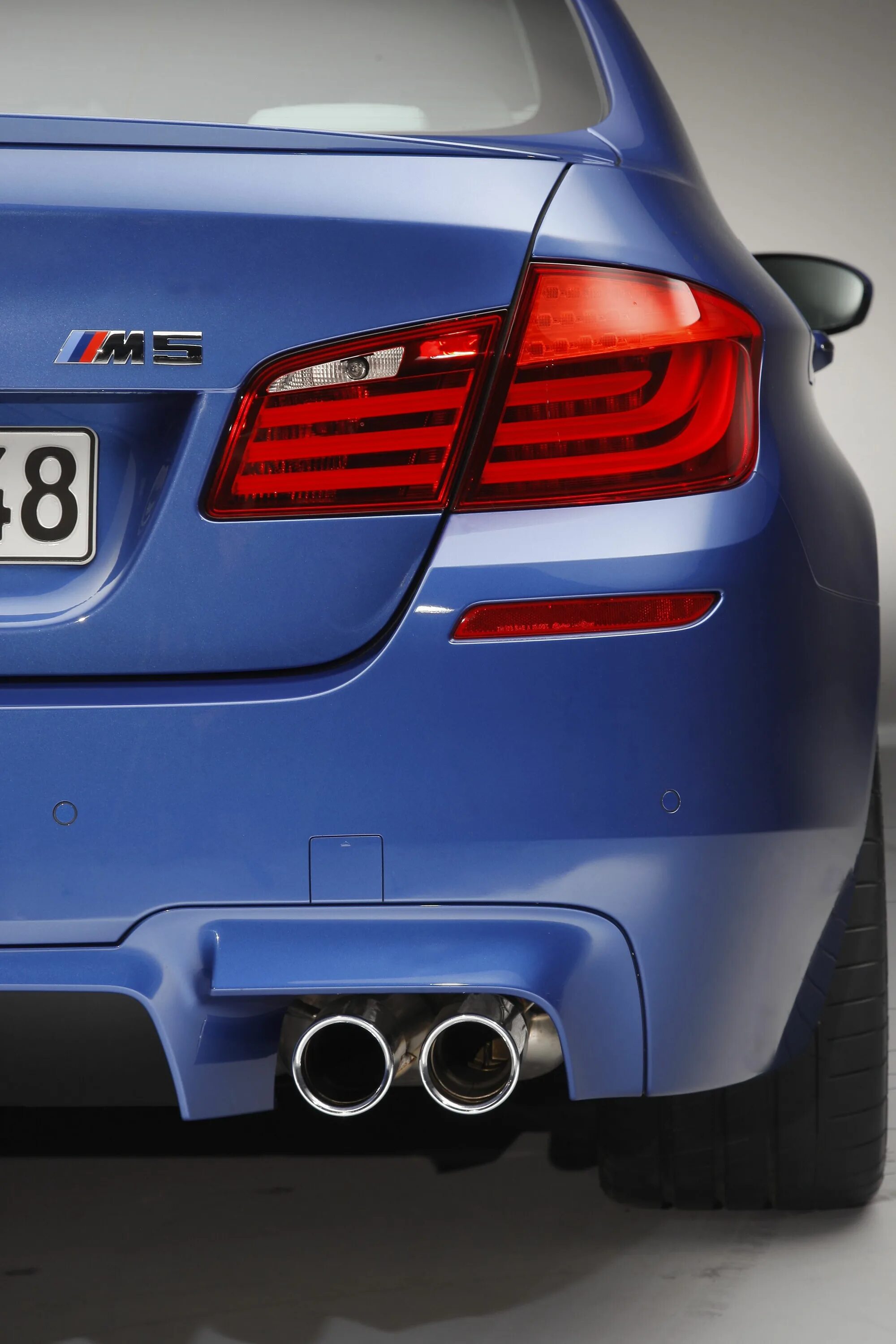 М5 зад. БМВ m5 f10. BMW m5 f60. BMW m5 2012. BMW 5 m5.