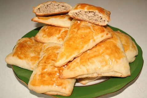 Пирожки с мясом слоеное тесто в духовке