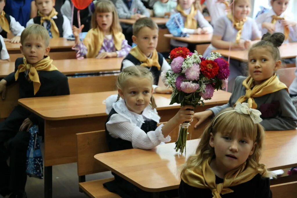 Осш обнинск учителя. Обнинская свободная школа, обнинск. 18 школа город обнинск. Обнинск сбоводня школа. Свободная школа.