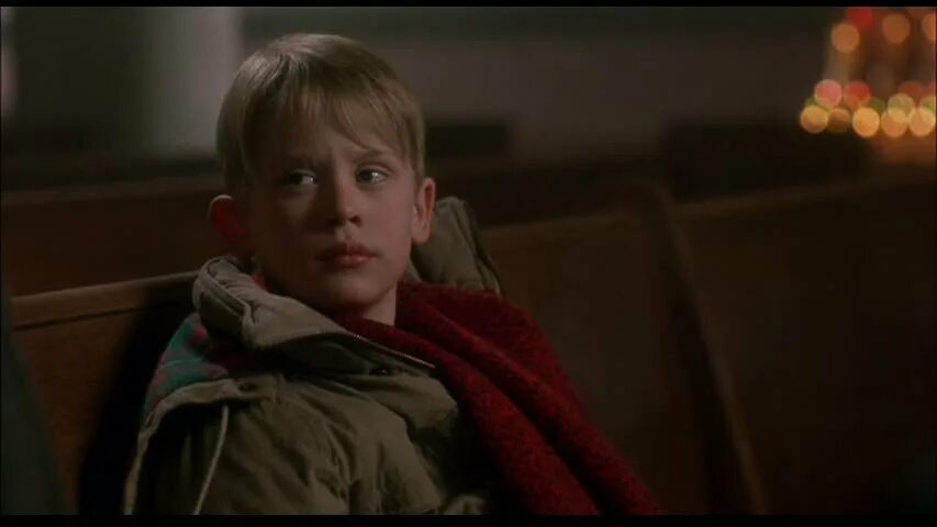 Один дома 1990 кевин. Один дома 1990 кино. Кевин маккалистер маленький. Крис коламбус и маколей калкин. Дата выхода один дома 3 месть кевина.