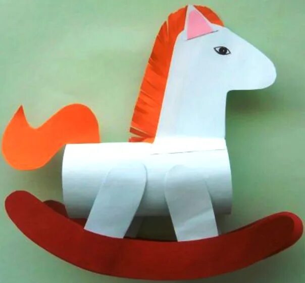 Технология лошадка. Поделка лошадка качалка из картона. Игрушка качалка из бумаги. Игрушка качалка для детей из бумаги. Конструирование игрушка качалка.