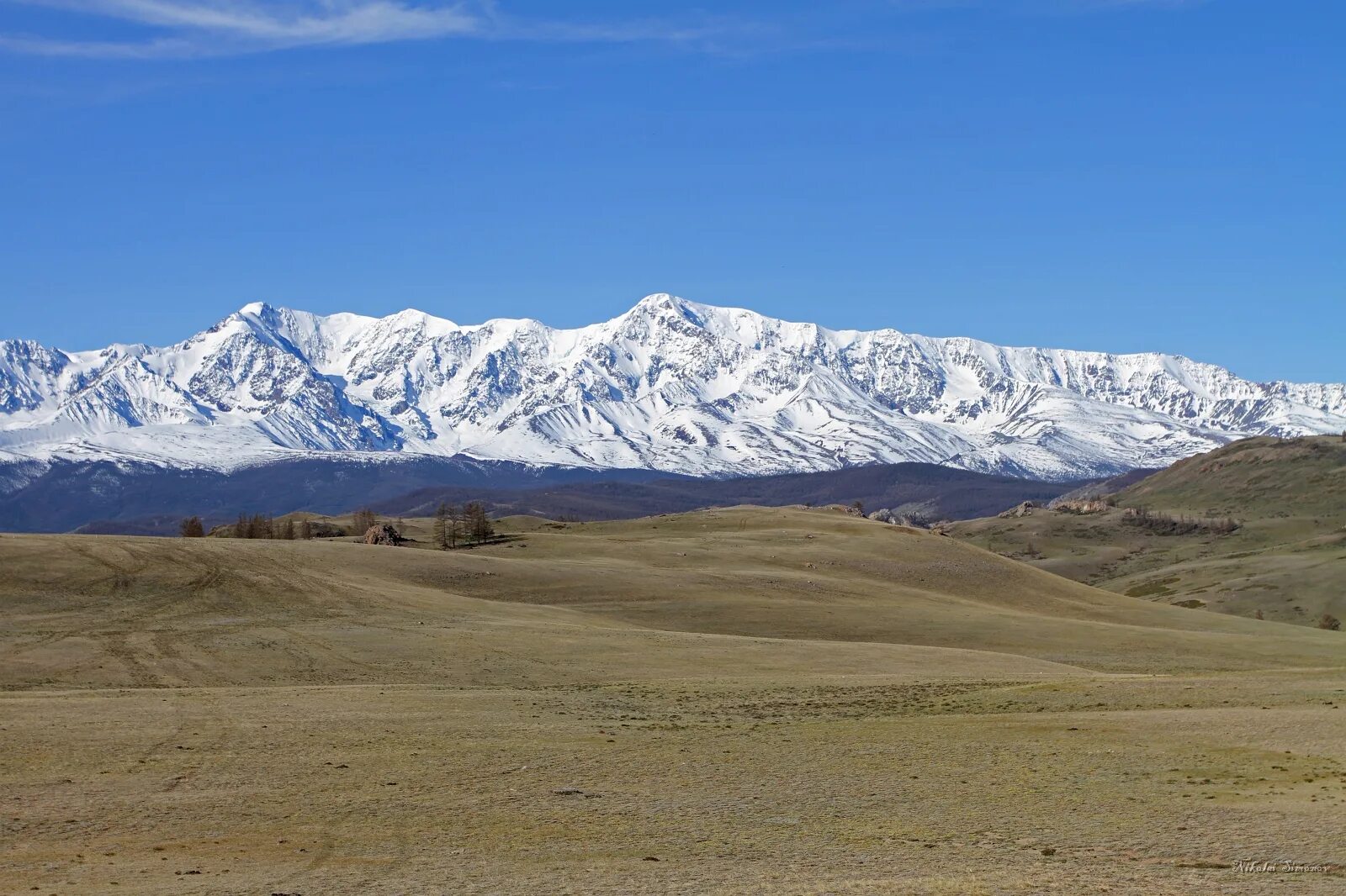 водопады елангаш. северо чуйский хребет пик. хребет южный алтай. джаникту гора алтай. южно чуйский хребет.
